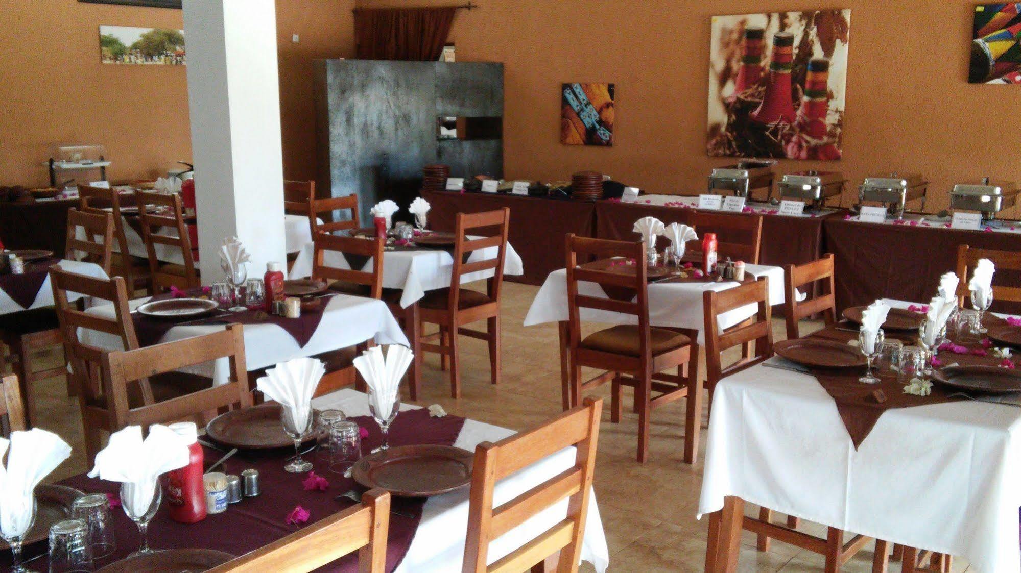 Hotel Le Grand Calao Ouagadougou Esterno foto