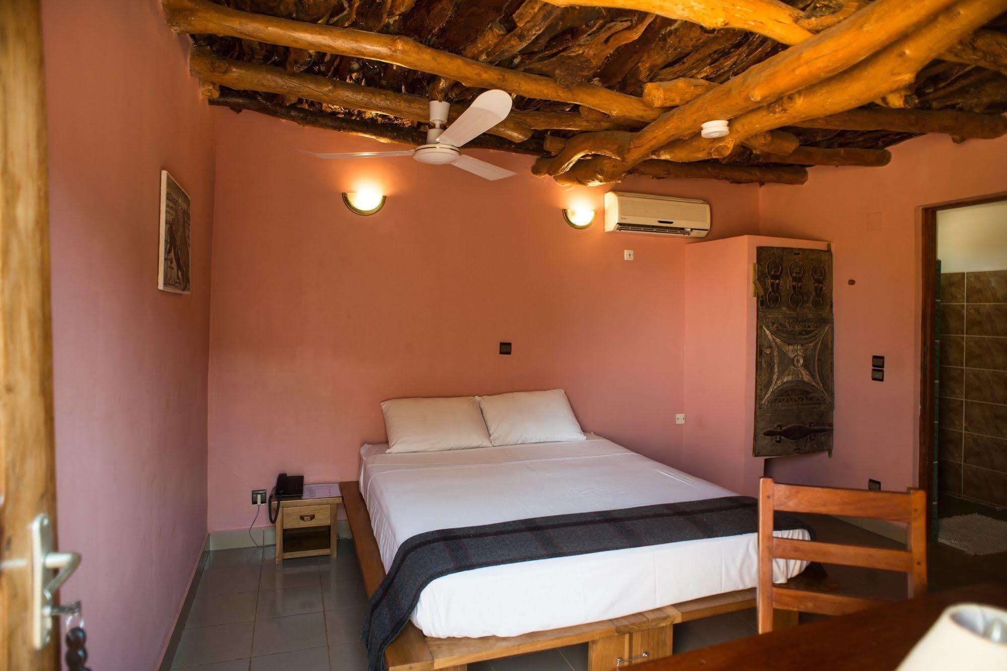 Hotel Le Grand Calao Ouagadougou Esterno foto