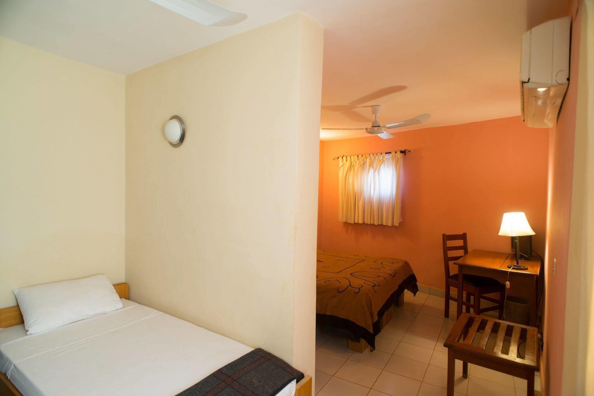 Hotel Le Grand Calao Ouagadougou Esterno foto