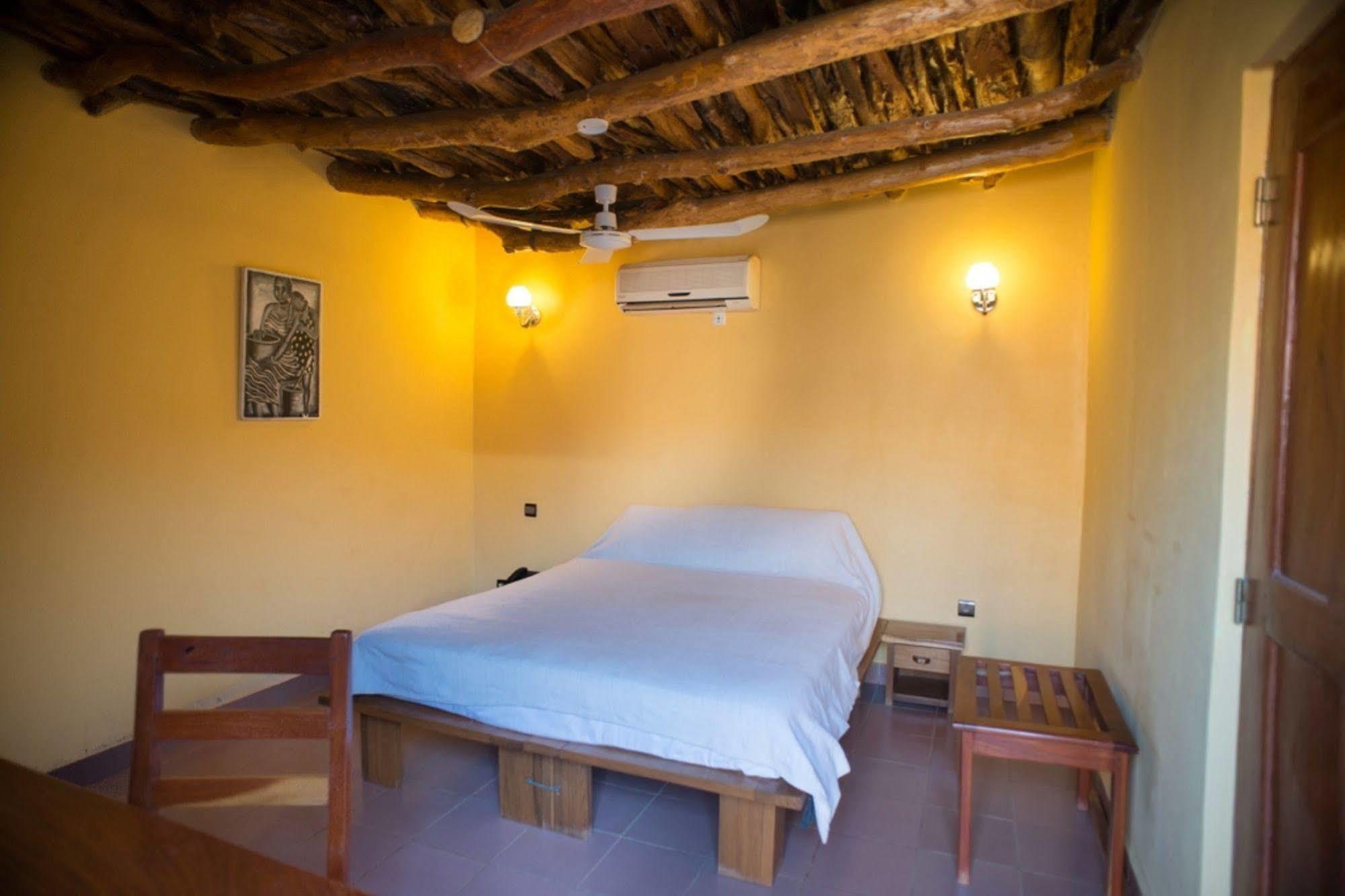 Hotel Le Grand Calao Ouagadougou Esterno foto